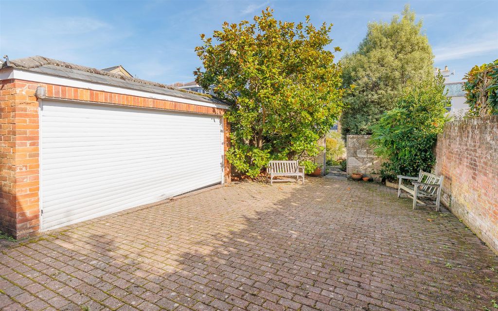 Additional image 33 of 3 bed semi-detached house for saleCowes, Isle Of Wight PO31