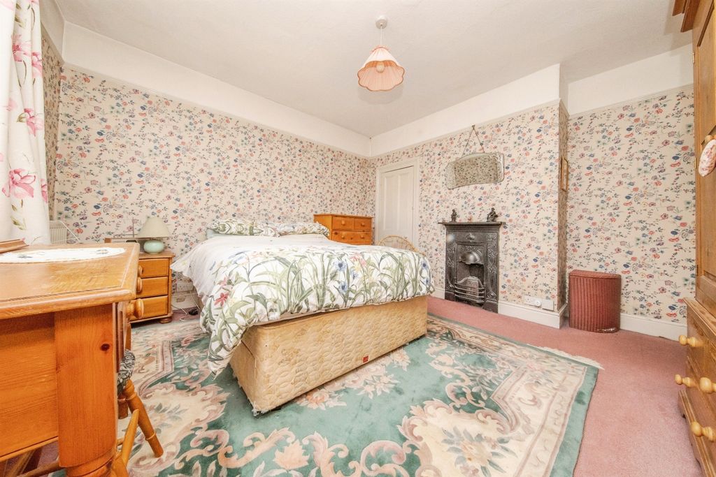 Additional image 11 of 4 bed semi-detached house for saleRoman Road, Colchester CO1