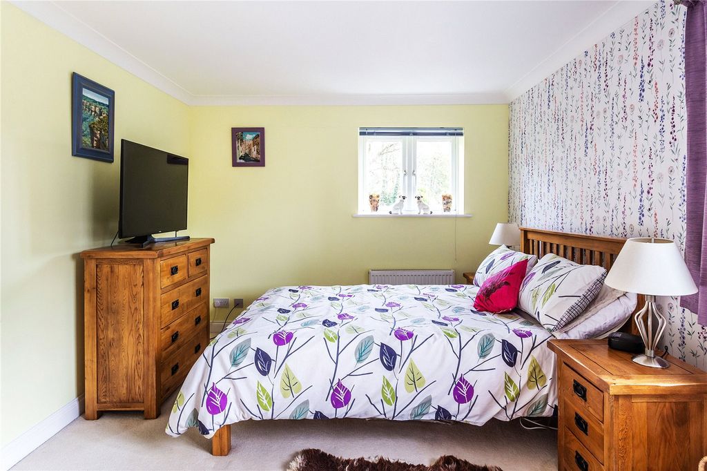 Additional image 28 of 4 bed detached house for saleWoodland Avenue, Cranleigh, Surrey GU6