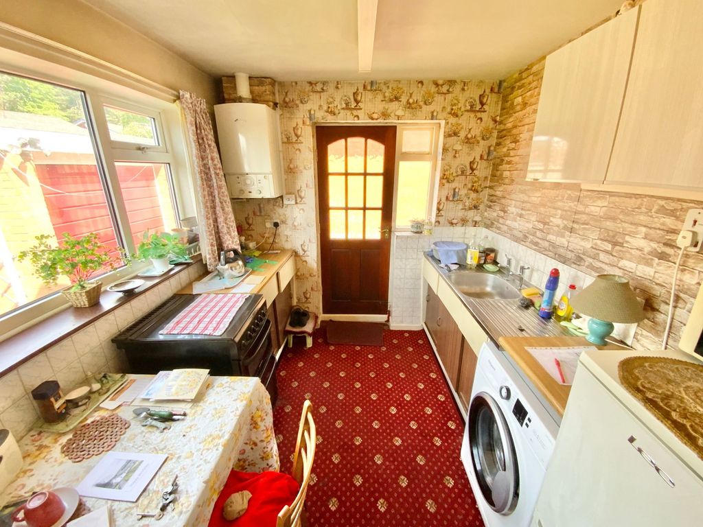 Additional image 3 of 2 bed bungalow for saleHadendale, Cradley Heath B64