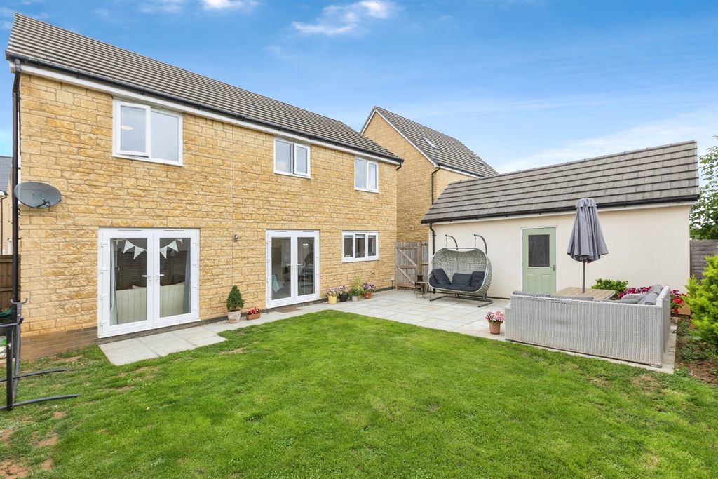 Additional image 18 of 4 bed detached house for saleAlbion Crescent, Corsham SN13