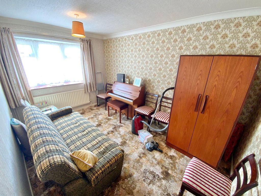 Additional image 5 of 2 bed bungalow for saleHadendale, Cradley Heath B64