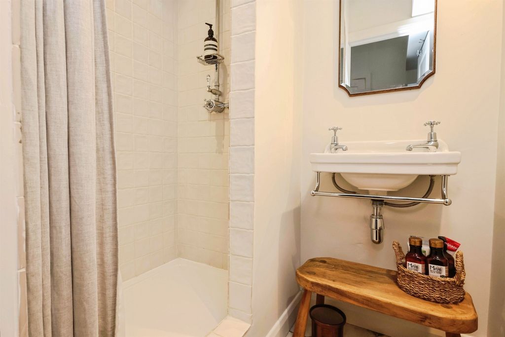 Additional image 12 of 4 bed detached house for saleHaden Park Road, Haden Hill, Cradley Heath B64