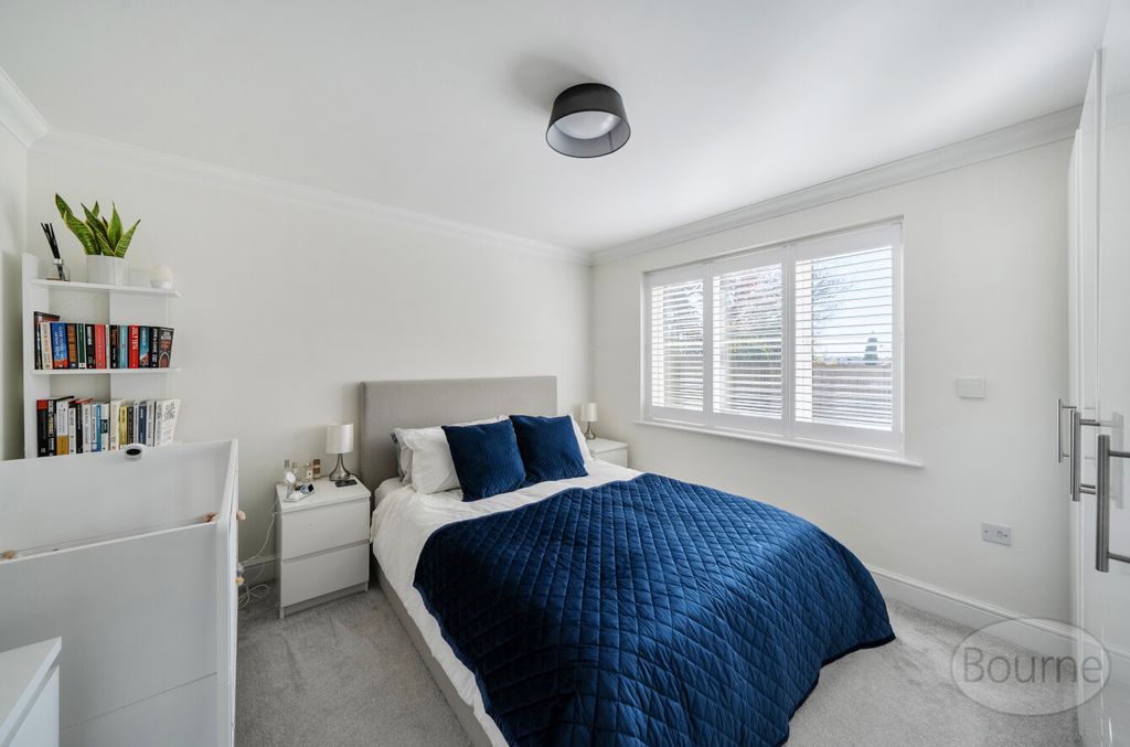 Additional image 5 of 1 bed flat for saleWoodgate Close, Tartar Road, Cobham, Surrey KT11