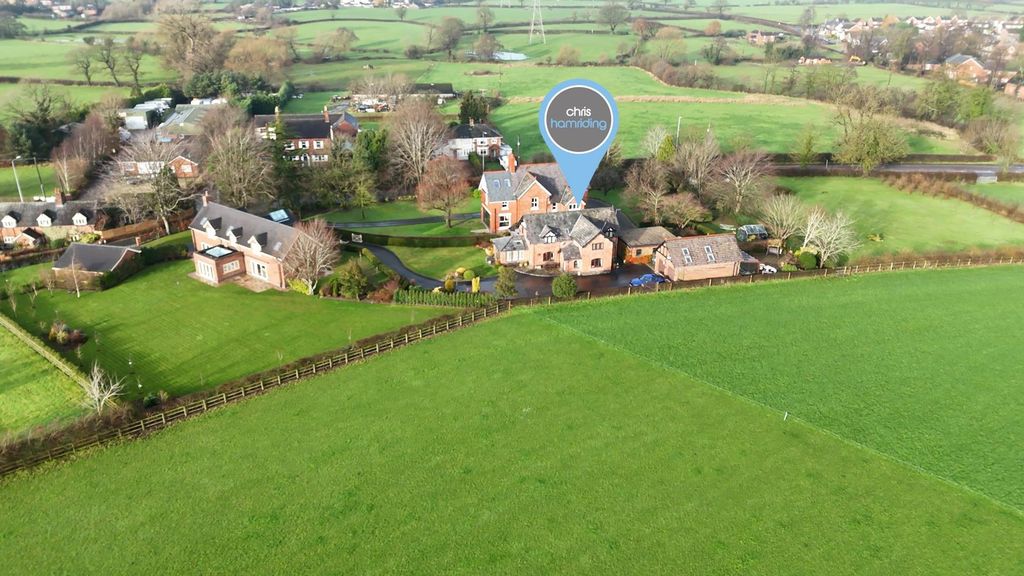 3 bed detached house for saleCrewe Road, Haslington CW1