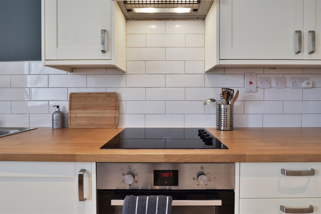 Additional image 3 of 2 bed flat for saleMarsden House, Whitchurch, Ross-On-Wye HR9
