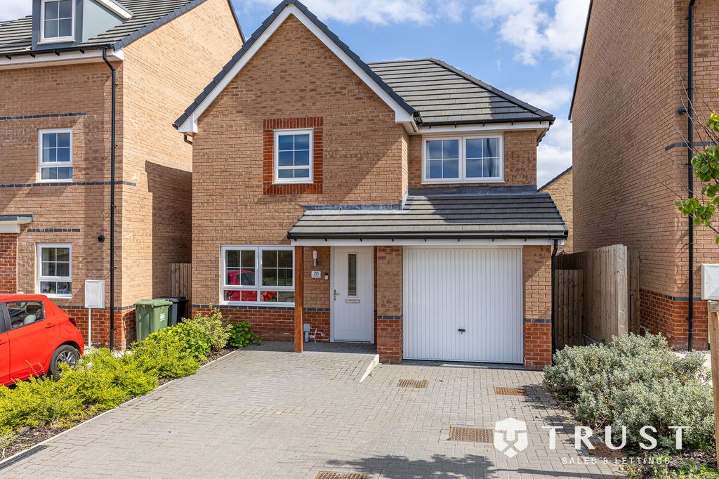 3 bed detached house for saleLeafcutter Way, Cleckheaton BD19