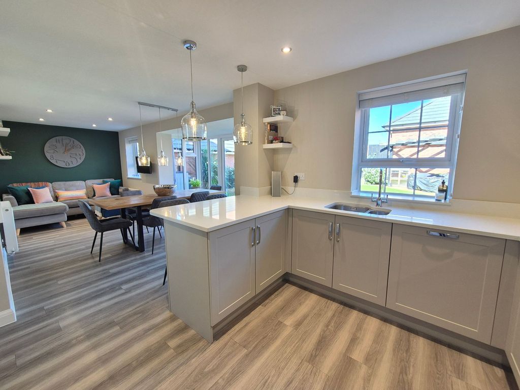 Additional image 7 of 4 bed detached house for salePercival Way, Hugglescote LE67
