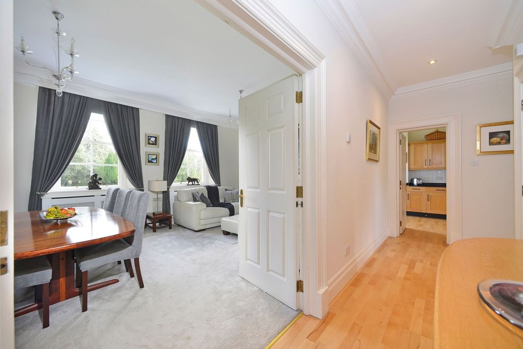 Additional image 10 of 2 bed flat for saleElmbridge Road, Cranleigh GU6