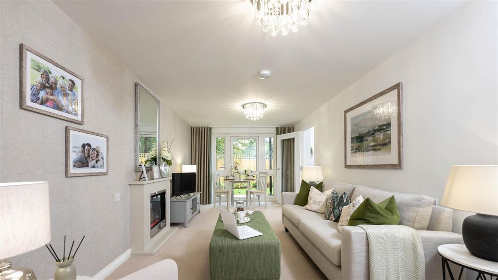 Additional image 9 of 2 bed flat for saleVictoria Road, Cranleigh GU6