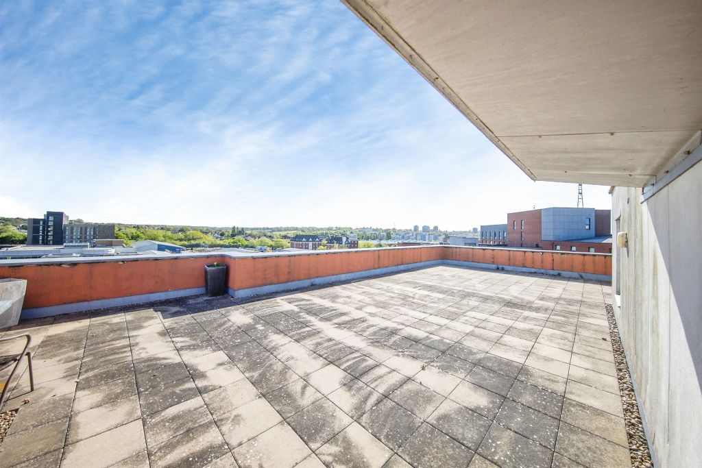 Additional image 16 of 3 bed penthouse for saleCaelum Drive, Colchester CO2