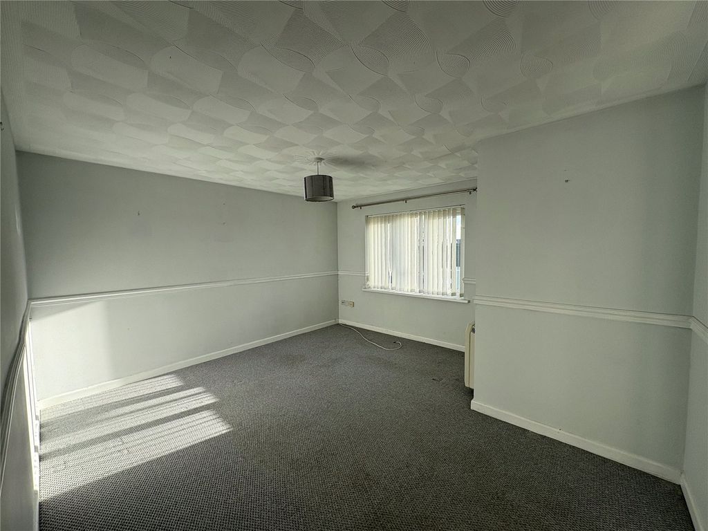 Additional image 4 of 2 bed flat for saleOakfield Drive, Kilgetty, Pembrokeshire SA68