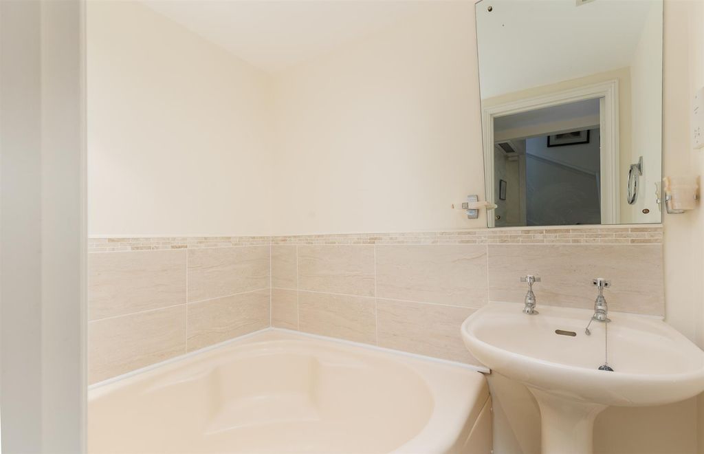 Additional image 22 of 3 bed semi-detached house for saleCowes, Isle Of Wight PO31