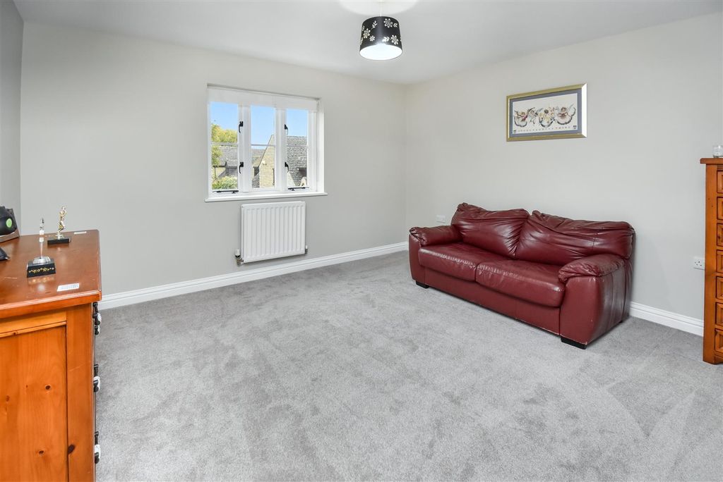 Additional image 21 of 4 bed detached house for saleNN17, Lorraine Gardens, Weldon