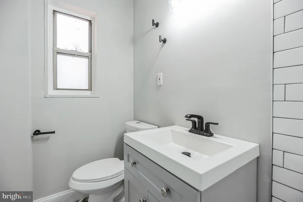 Additional image 11 of 1010 P Street NW Unit 3, Washington, DC 20001
