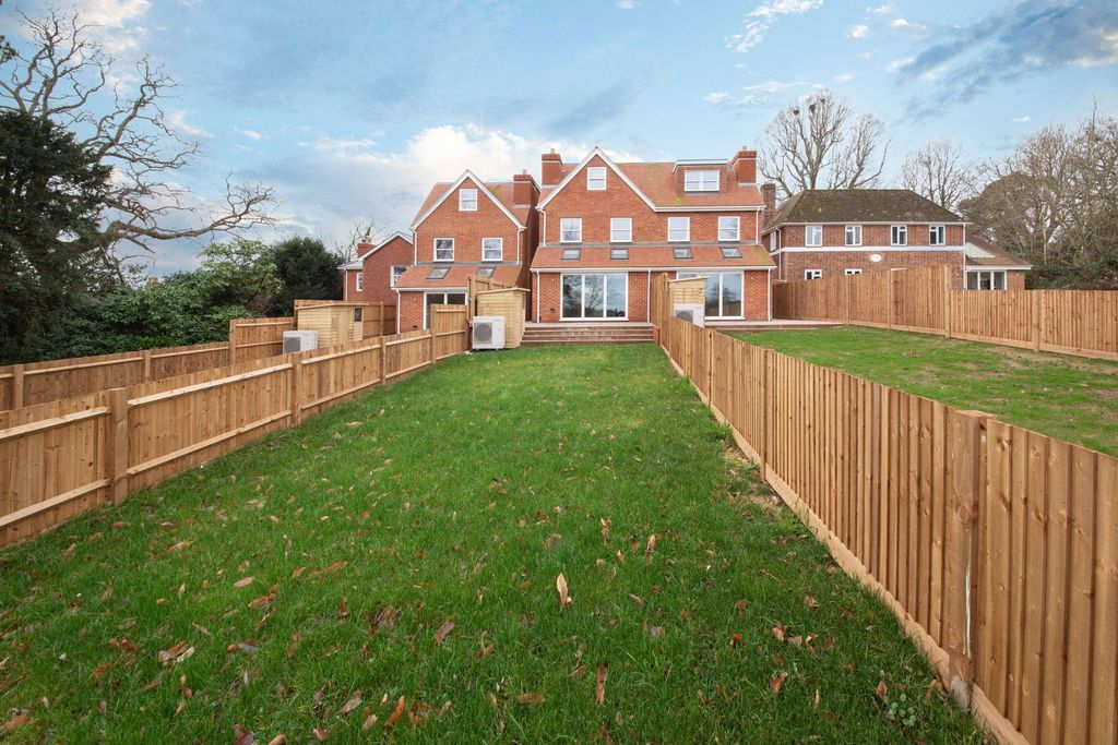 Additional image 2 of 4 bed semi-detached house for saleSycamore House, Waterloo Road, Cranbrook TN17
