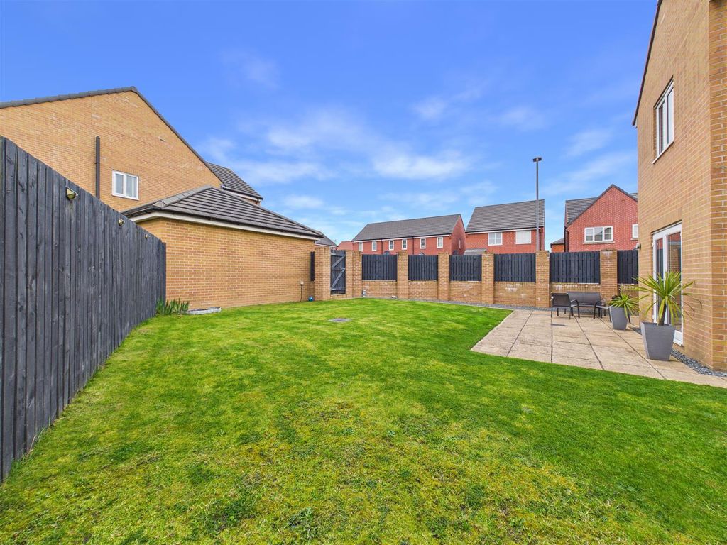 Additional image 3 of 5 bed detached house for saleBromby Close, Cottingham HU16