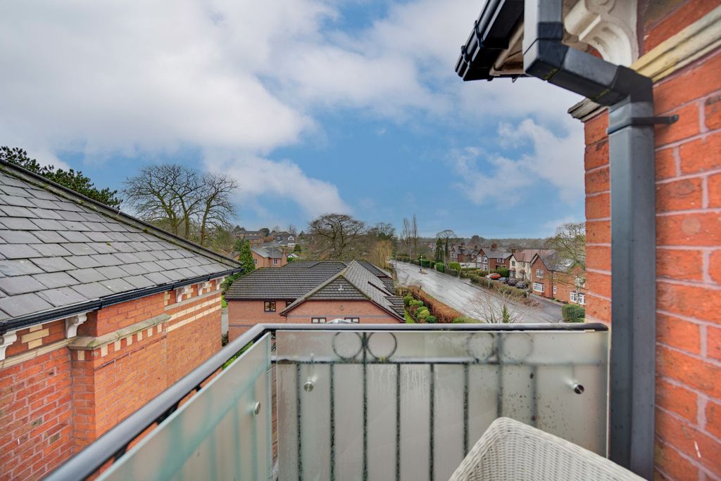 Additional image 19 of 2 bed flat for saleNewcastle Road, Congleton CW12