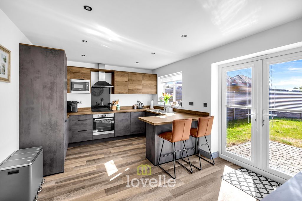 Additional image 3 of 3 bed semi-detached house for saleHighgate, Cleethorpes DN35