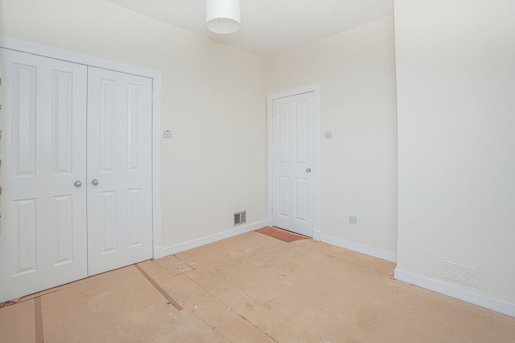 Additional image 13 of 2 bed flat for saleSmall Street, Lochgelly KY5