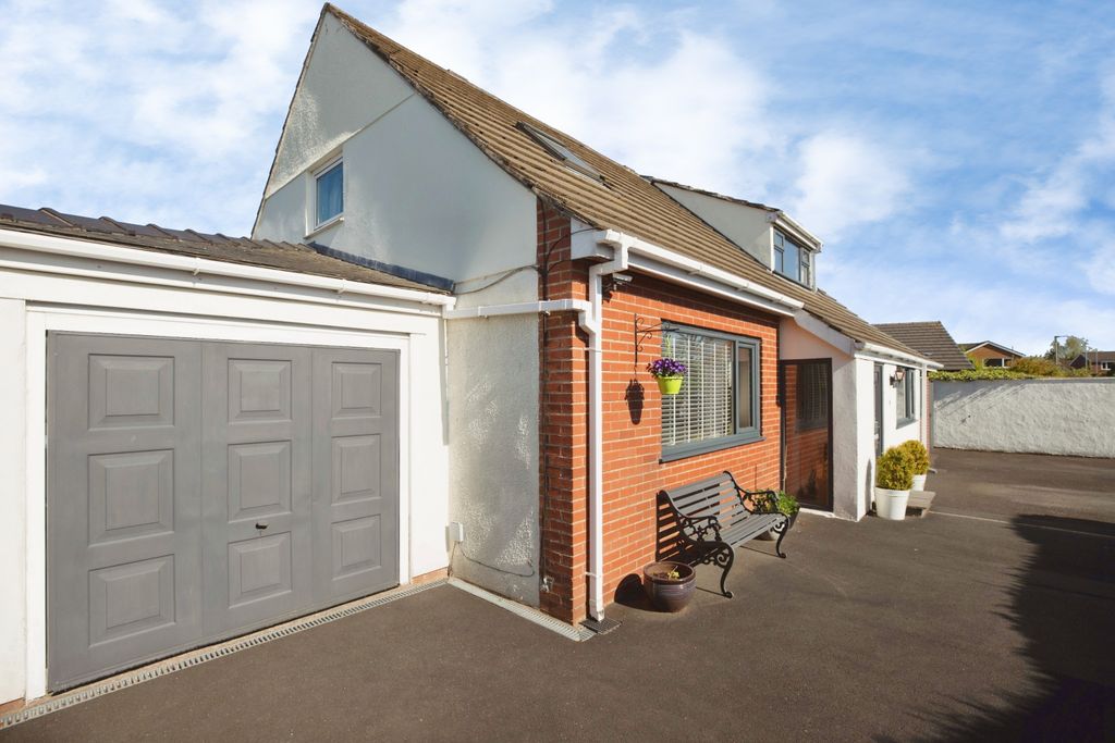 Additional image 34 of 4 bed detached bungalow for saleAlderford Close, Clitheroe BB7