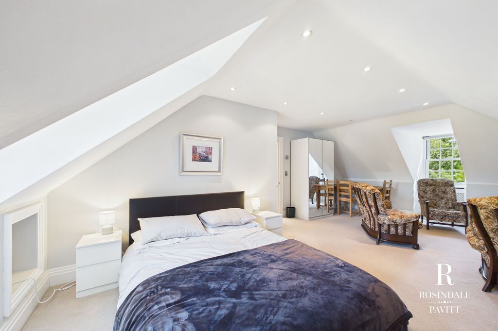 Additional image 38 of 5 bed detached house for saleHow Lane, Chipstead CR5