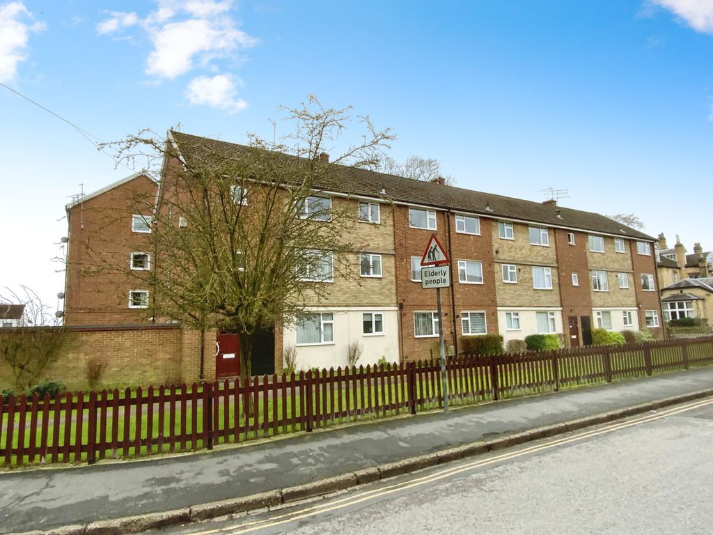 Additional image 10 of 2 bed flat for saleSouth Street, Cottingham HU16