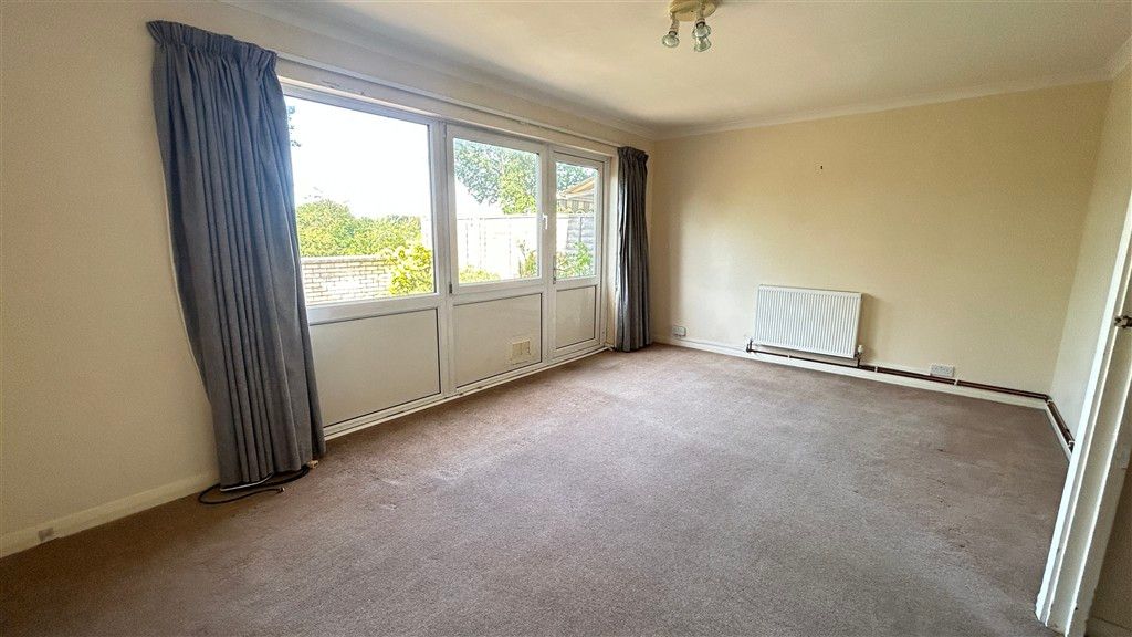 Additional image 5 of 3 bed maisonette for saleHigh Street, Cranleigh, Surrey GU6
