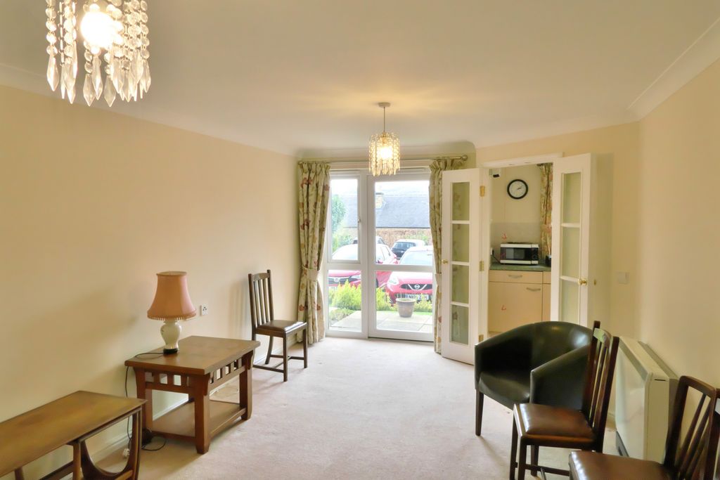 Additional image 2 of 2 bed flat for salePrimlea Court, Corbridge NE45