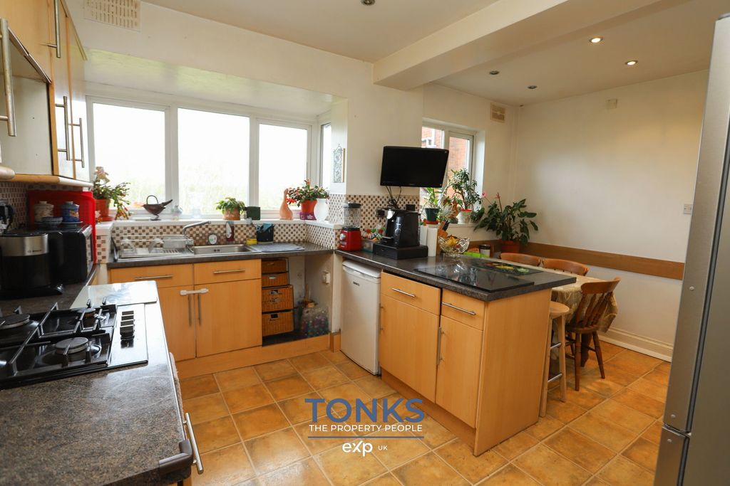 Additional image 10 of 4 bed detached house for saleHigh Haden Crescent, Cradley Heath B64