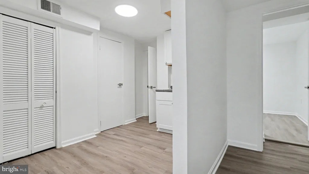 Additional image 21 of 1028 Kenyon Street NW, Washington, DC 20010
