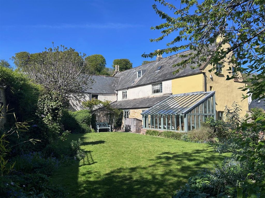 Additional image 30 of 5 bed semi-detached house for saleOrchard Lane, Crewkerne TA18