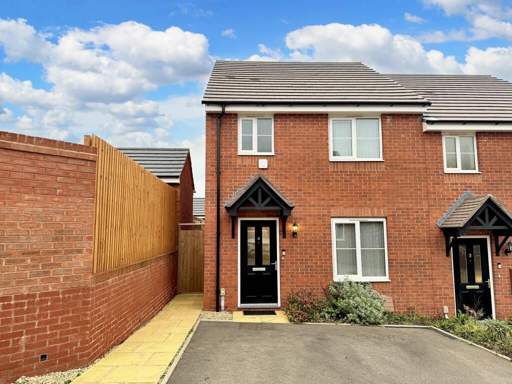 3 bed semi-detached house for saleShoemakers Close, Coventry CV7