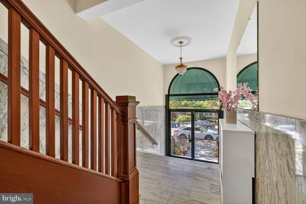 Additional image 2 of 3039 Macomb Street NW Unit 16, Washington, DC 20008