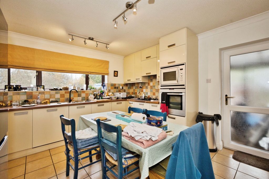 Additional image 12 of 5 bed detached house for saleRedgate Park, Crewkerne TA18