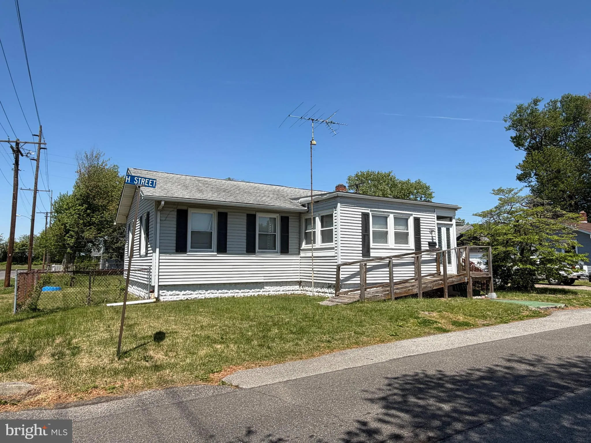 Additional image 4 of 258 H St, Carneys Point, NJ 08069