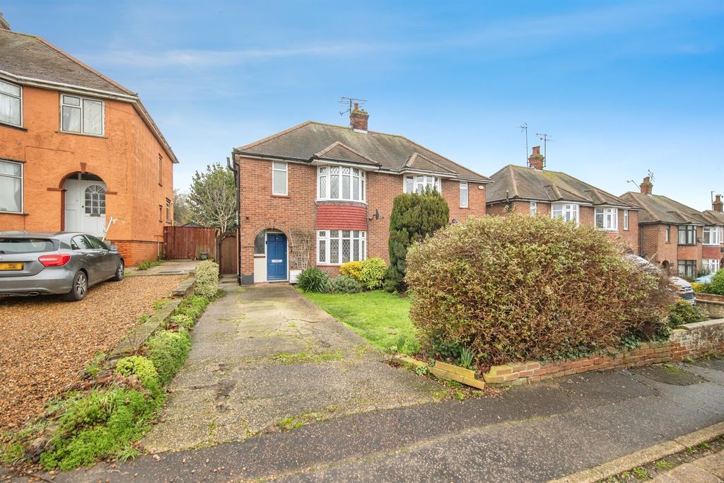 Additional image 18 of 3 bed semi-detached house for saleSt. Andrews Avenue, Colchester CO4