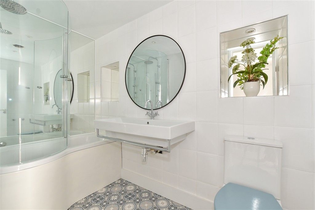 Additional image 11 of 2 bed maisonette for saleHailey Place, Cranleigh, Surrey GU6