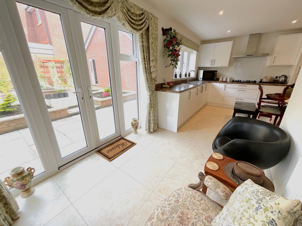 Additional image 10 of 4 bed detached house for saleHaden Cross Drive, Cradley Heath B64