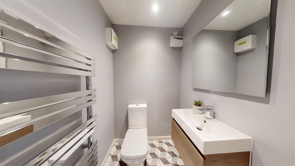 Additional image 13 of 3 bed town house for saleEastgate Court, Cowbridge, Vale Of Glamorgan CF71