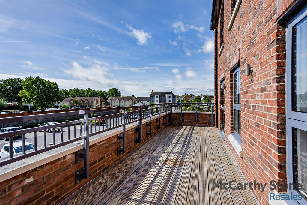 Additional image 14 of 2 bed flat for saleLancer House, Butt Road, Colchester CO2