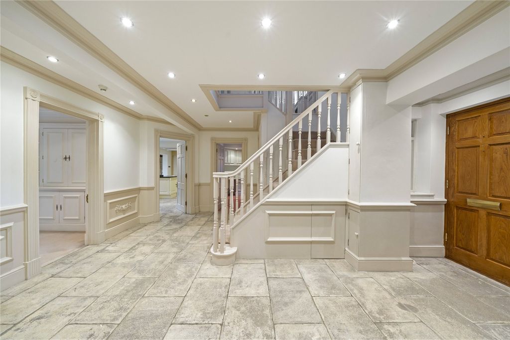 Additional image 4 of 5 bed detached house for saleFairmile Lane, Cobham, Surrey KT11