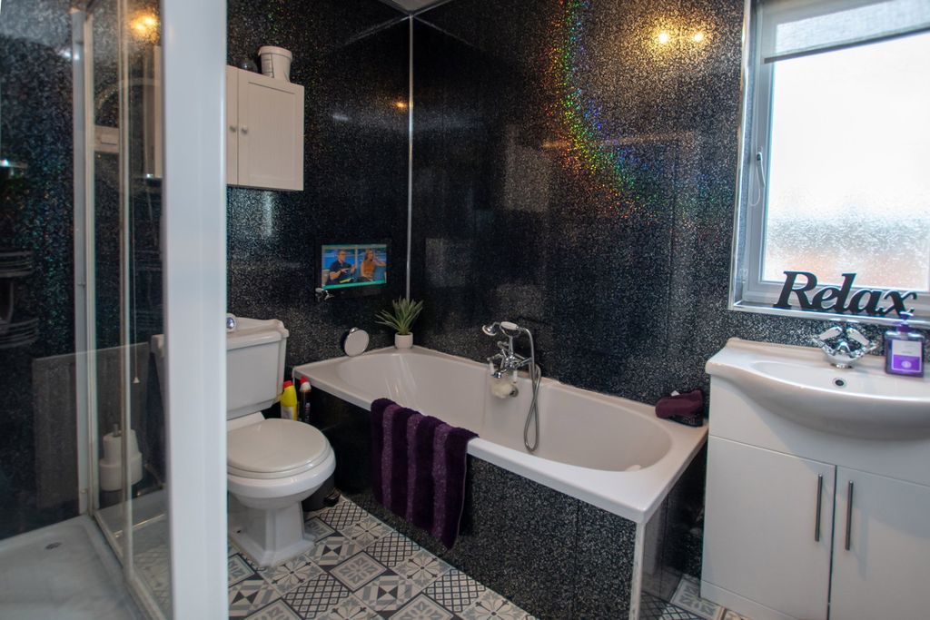 Additional image 19 of 3 bed semi-detached house for salePrinces Road, Cleethorpes DN35