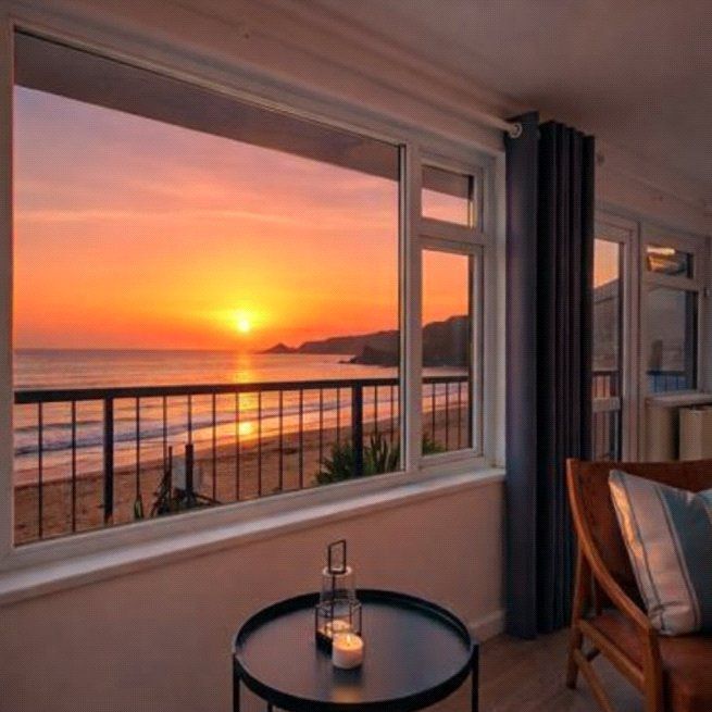 2 bed flat for saleThe Strand, Saundersfoot, Pembrokeshire SA69