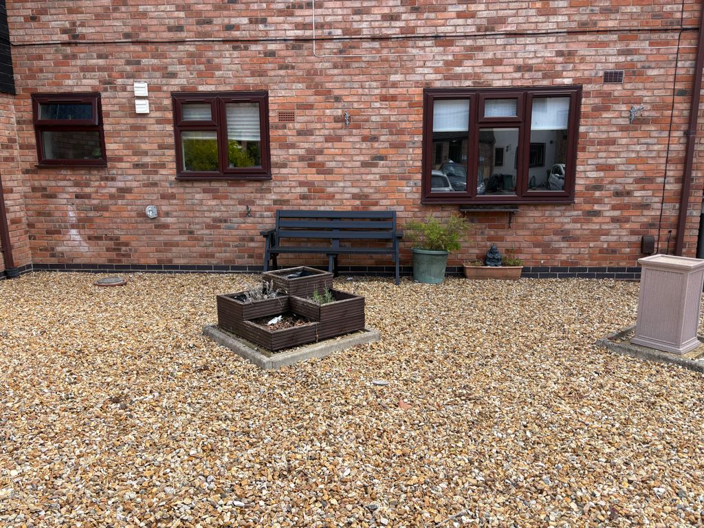 Additional image 2 of 2 bed flat for saleCharnwood Road, Loughborough LE12