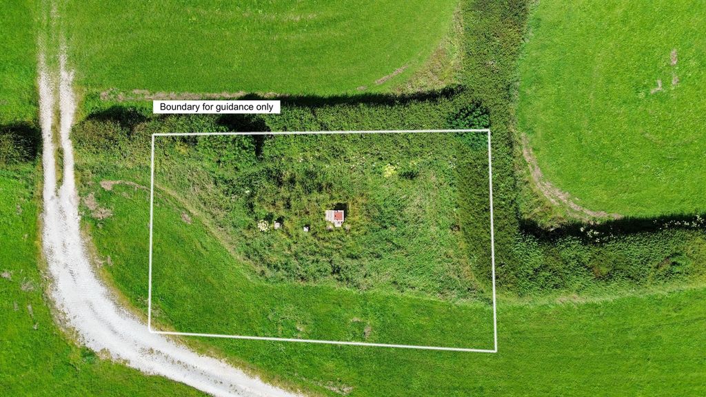 Land for saleLlanboidy SA34 photo 2