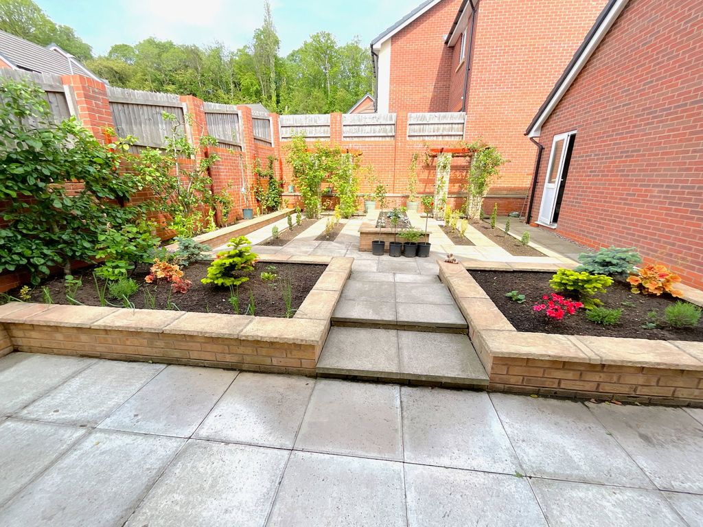 Additional image 19 of 4 bed detached house for saleHaden Cross Drive, Cradley Heath B64