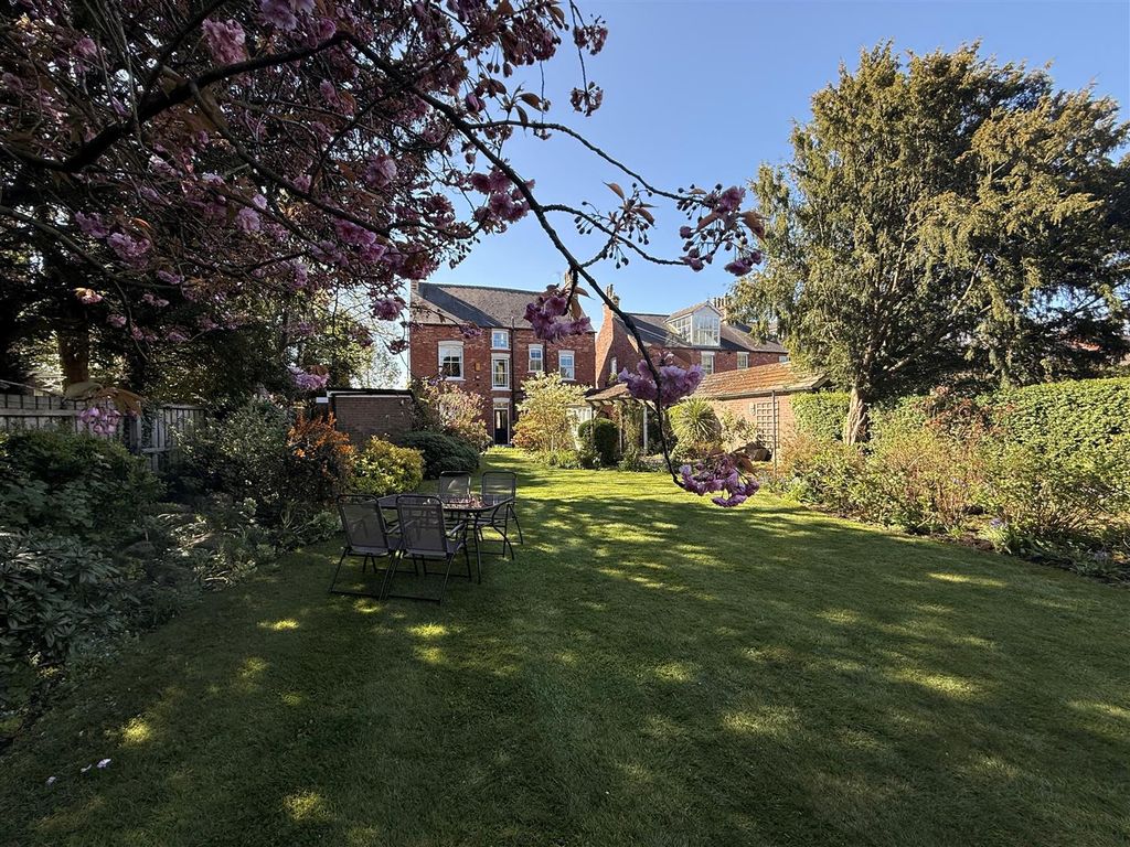Additional image 7 of 5 bed detached house for saleSouth Street, Cottingham HU16