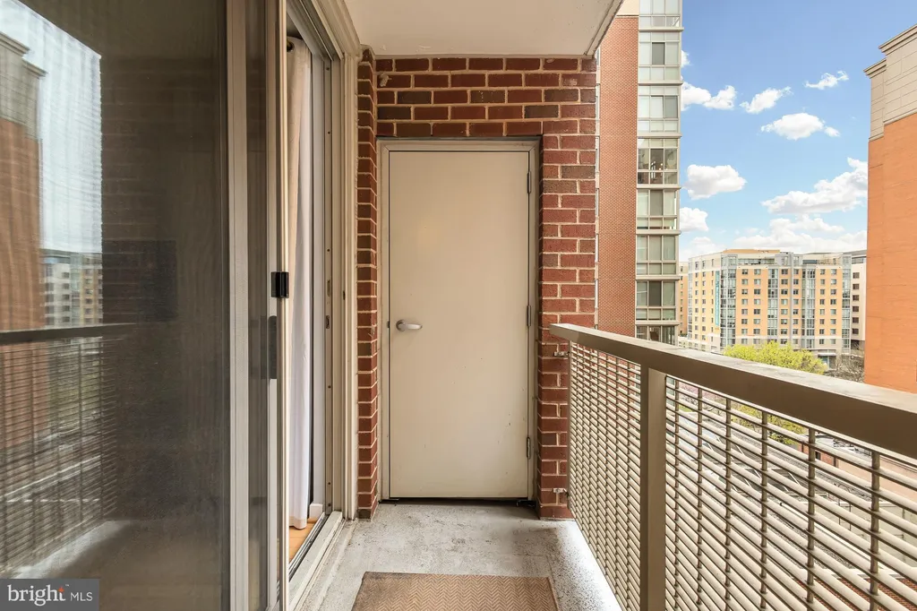 Additional image 15 of 1000 New Jersey Avenue SE Unit 728, Washington, DC 20003