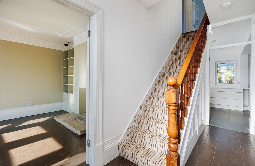 Additional image 15 of 5 bed detached house for saleCowes, Isle Of Wight PO31